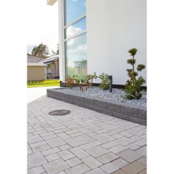 Citymuurikivi Lakka lohko/sileä kulma, musta 360x180x150mm