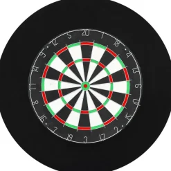 Darts-taulu reunuksella ja 6 tikkaa, sisal