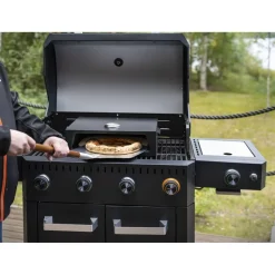 Kaasugrilli Mustang Connoisseur 4 poltinta + sivukeitin infrapunalla
