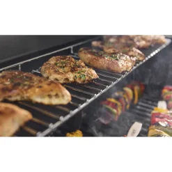 Kaasugrilli Weber Genesis E-425W, 4 poltinta, musta
