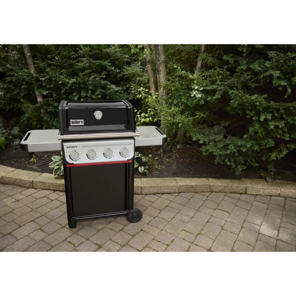 Kaasugrilli Weber Spirit E-410, 4 poltinta, musta