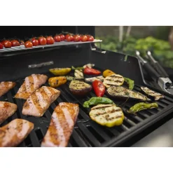 Kaasugrilli Weber Spirit E-310, 3 poltinta, musta