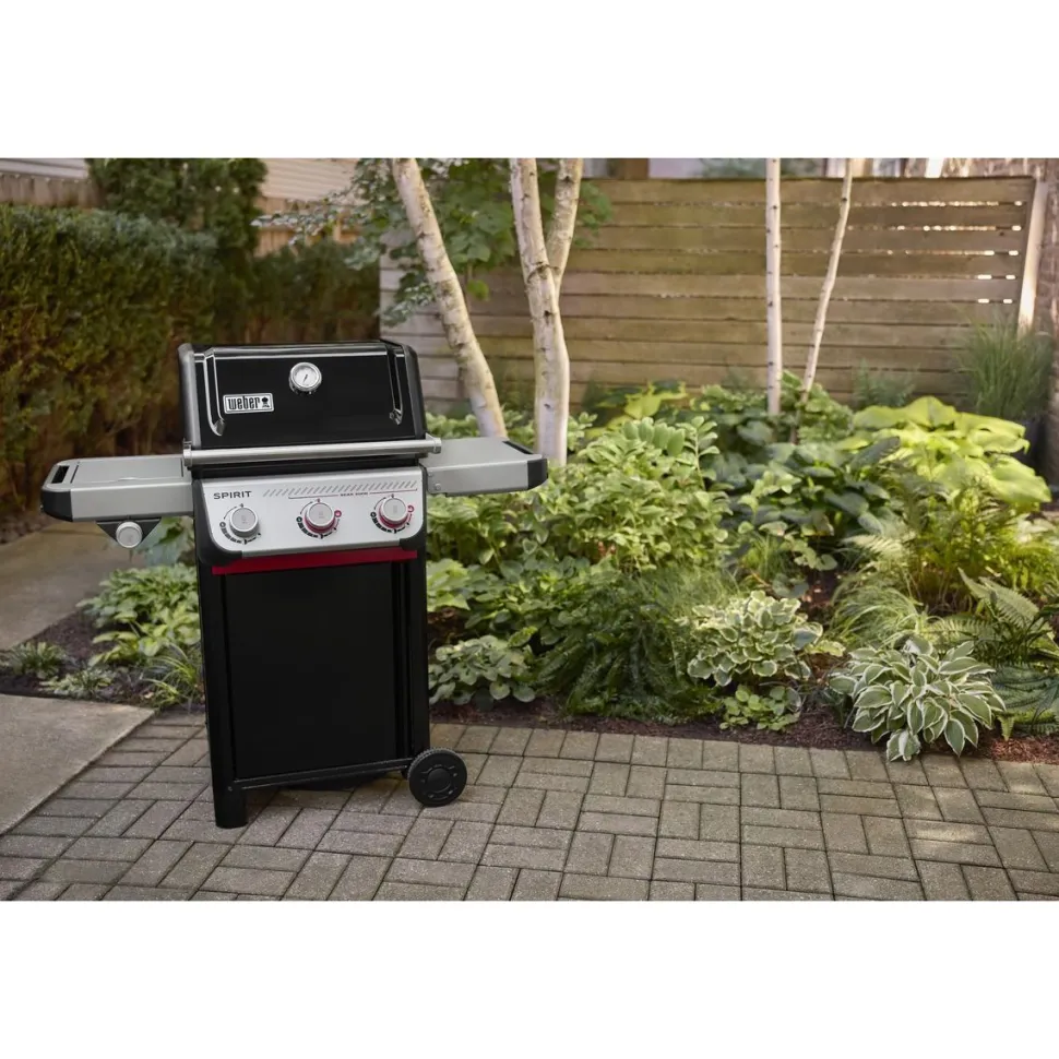 Kaasugrilli Weber Spirit E-335, 3 poltinta, sivukeitin, Sear Zone, musta