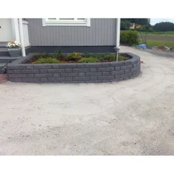 Muurikivi Beto-vallimuuri kansipari 560x200x100 mm musta