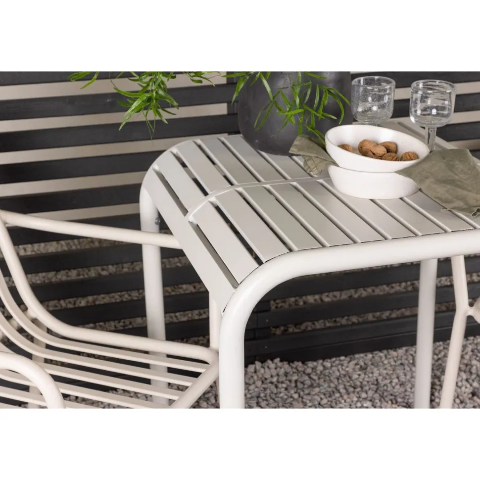 Parvekeryhmä Venture Home, 70x70cm beige Borneo-pöytä + 2 beigeä Peking-tuolia