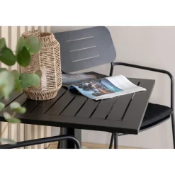 Parvekeryhmä Venture Home, 70x70cm Way-pöytä + 2 vihreää Nicke-tuolia