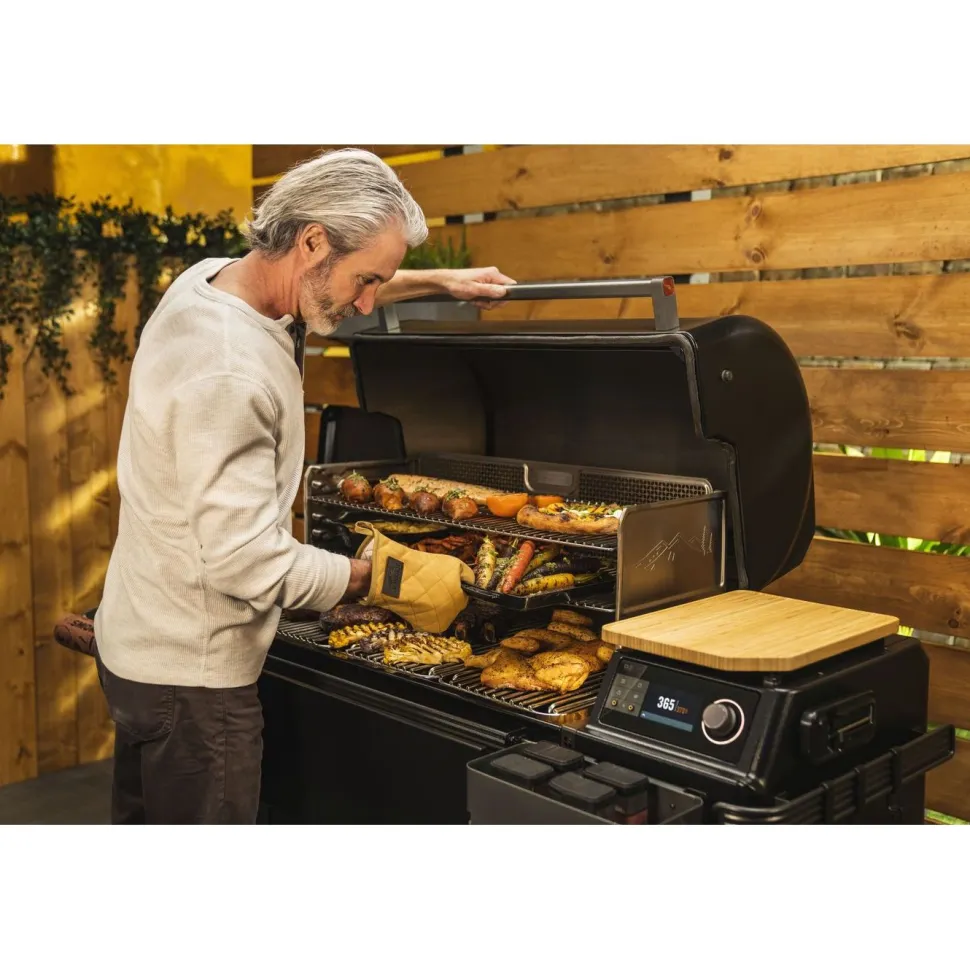 Pellettigrilli Traeger Timberline XL Int, induktioliesi, WiFi