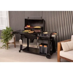 Pellettigrilli Traeger Woodridge Pro, musta