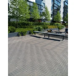 Pihakivi Rudus Luostarikivi 80 208x68x80 mm sileä musta