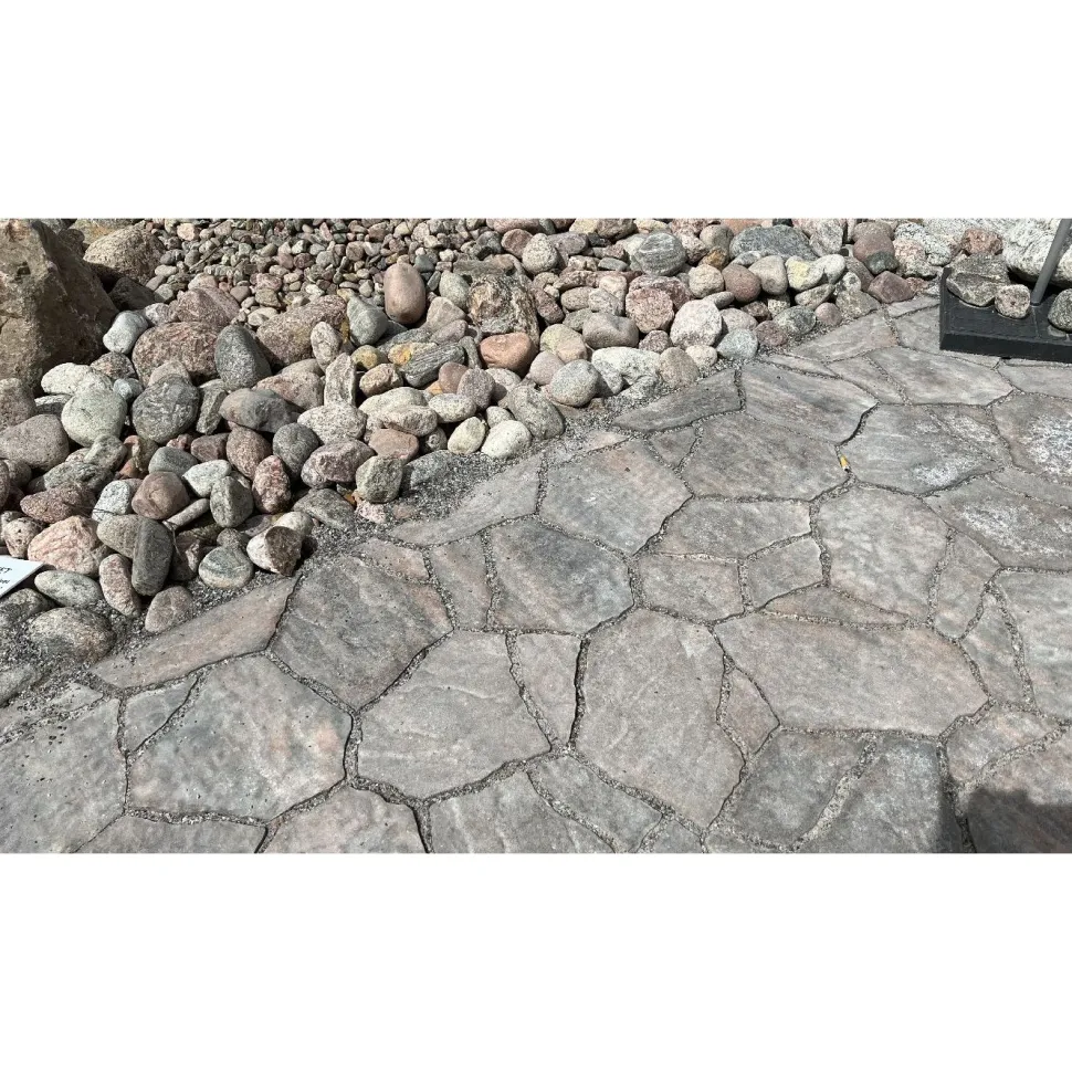 Pihakivi Rudus Luotokivi 336x246x80 mm profiloitu mustaharmaa
