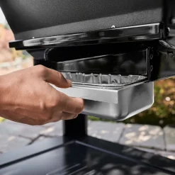 Puupellettigrilli Weber Searwood XL 600