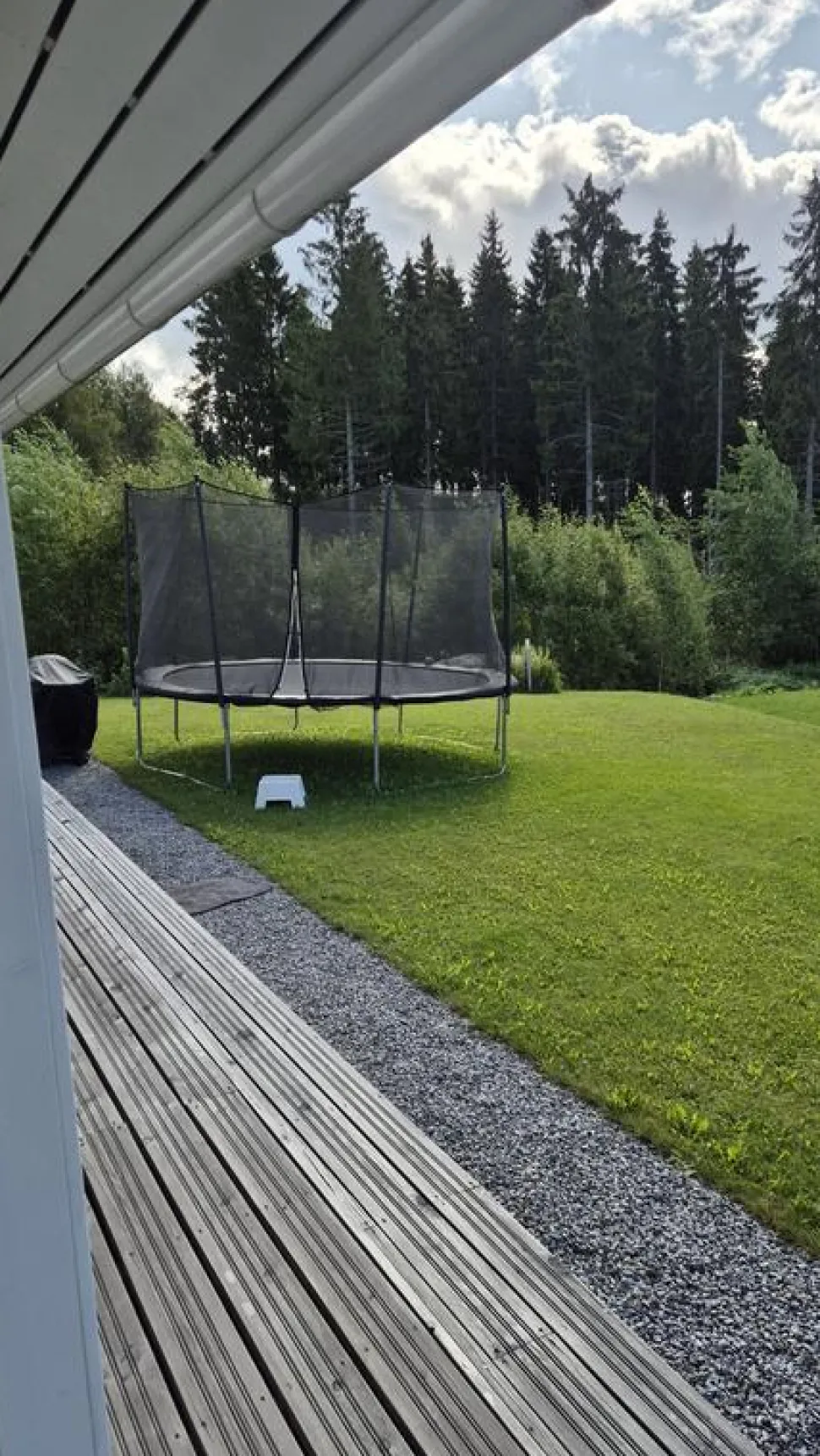 Trampoliini React Ø396cm turvaverkolla
